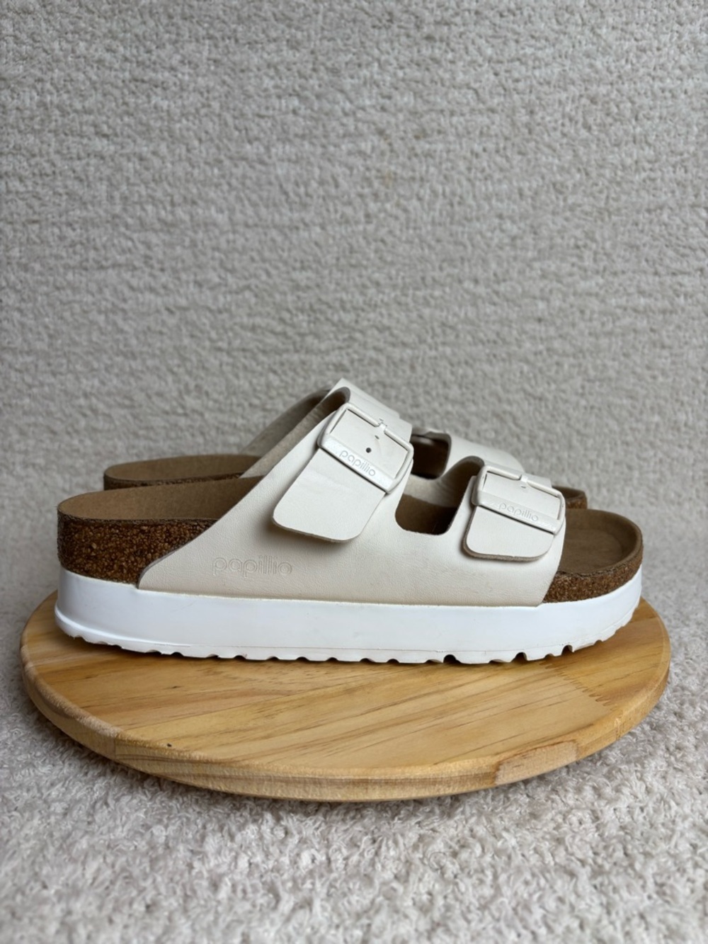 Birkenstock Papillio Sandals W8 M6 Arizona Flex Platform in Eggshell